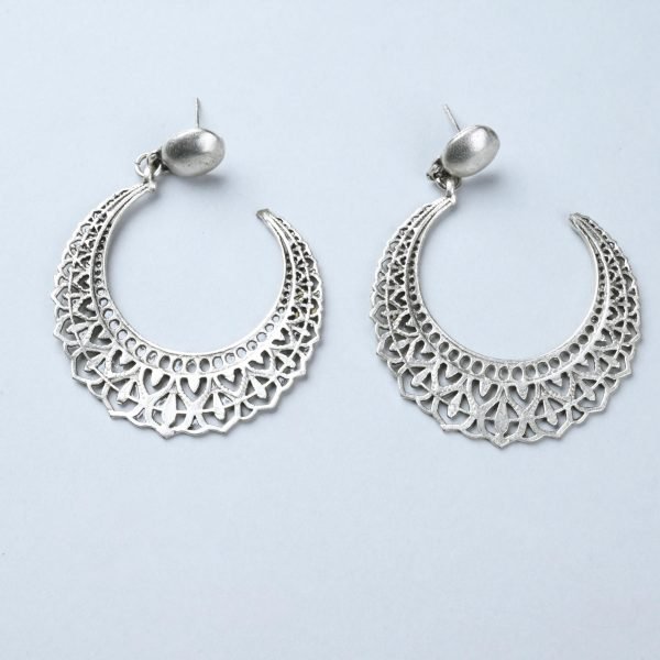 Tribal Inspired Glamour - Image 3